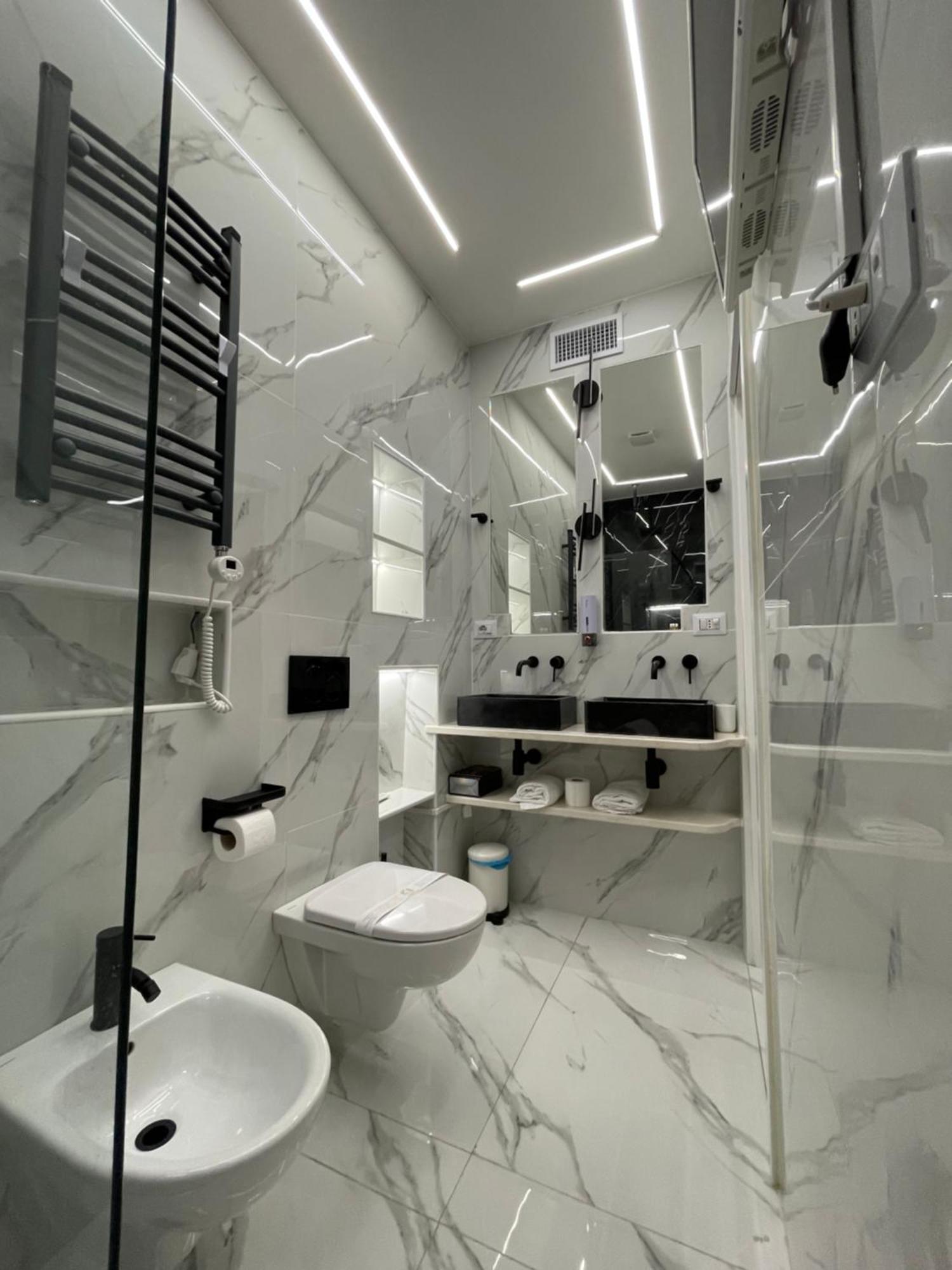 Luxury 5 Al Duomo Di Parma Apartment Exterior photo